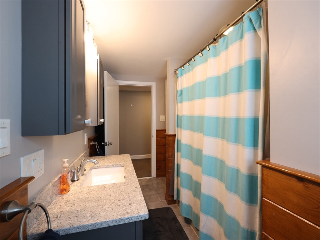 24 Talbot Street Saugus, MA 01906 - Photo 21 of 41