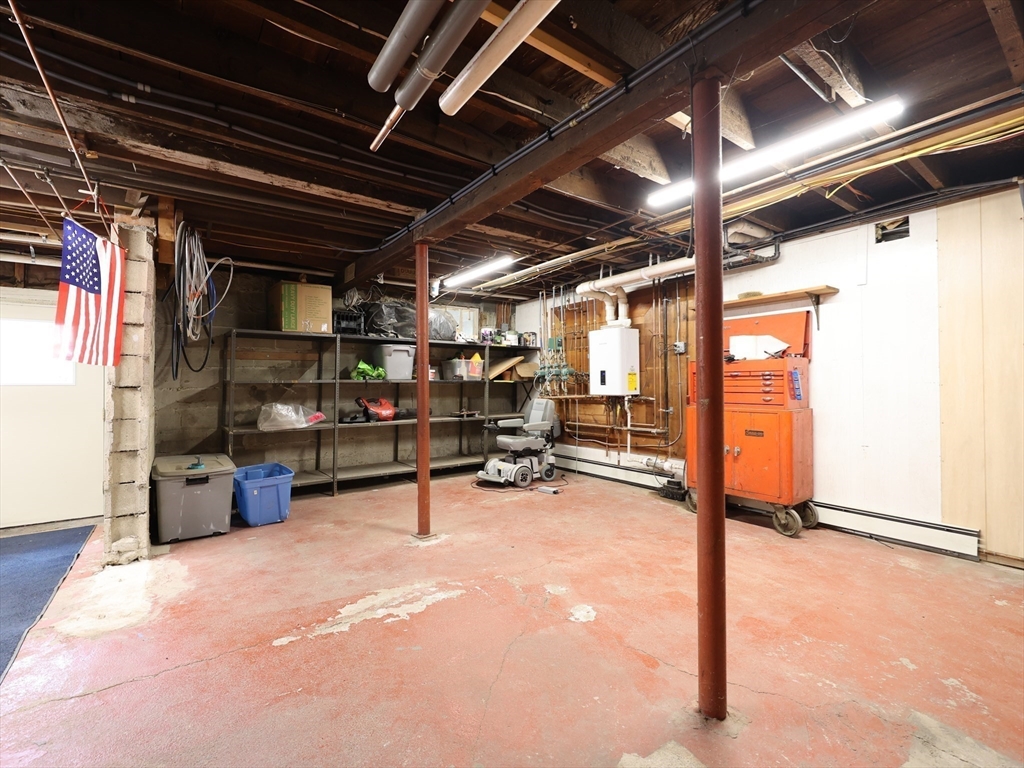 24 Talbot Street Saugus, MA 01906 - Photo 31 of 41