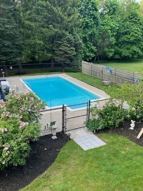 24 Talbot Street Saugus, MA 01906 - Photo 39 of 41