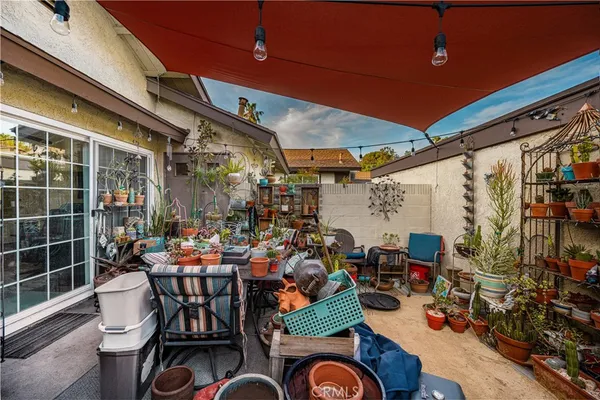 $1,250,000 | 1403 East Sail Avenue, Orange, CA 92865