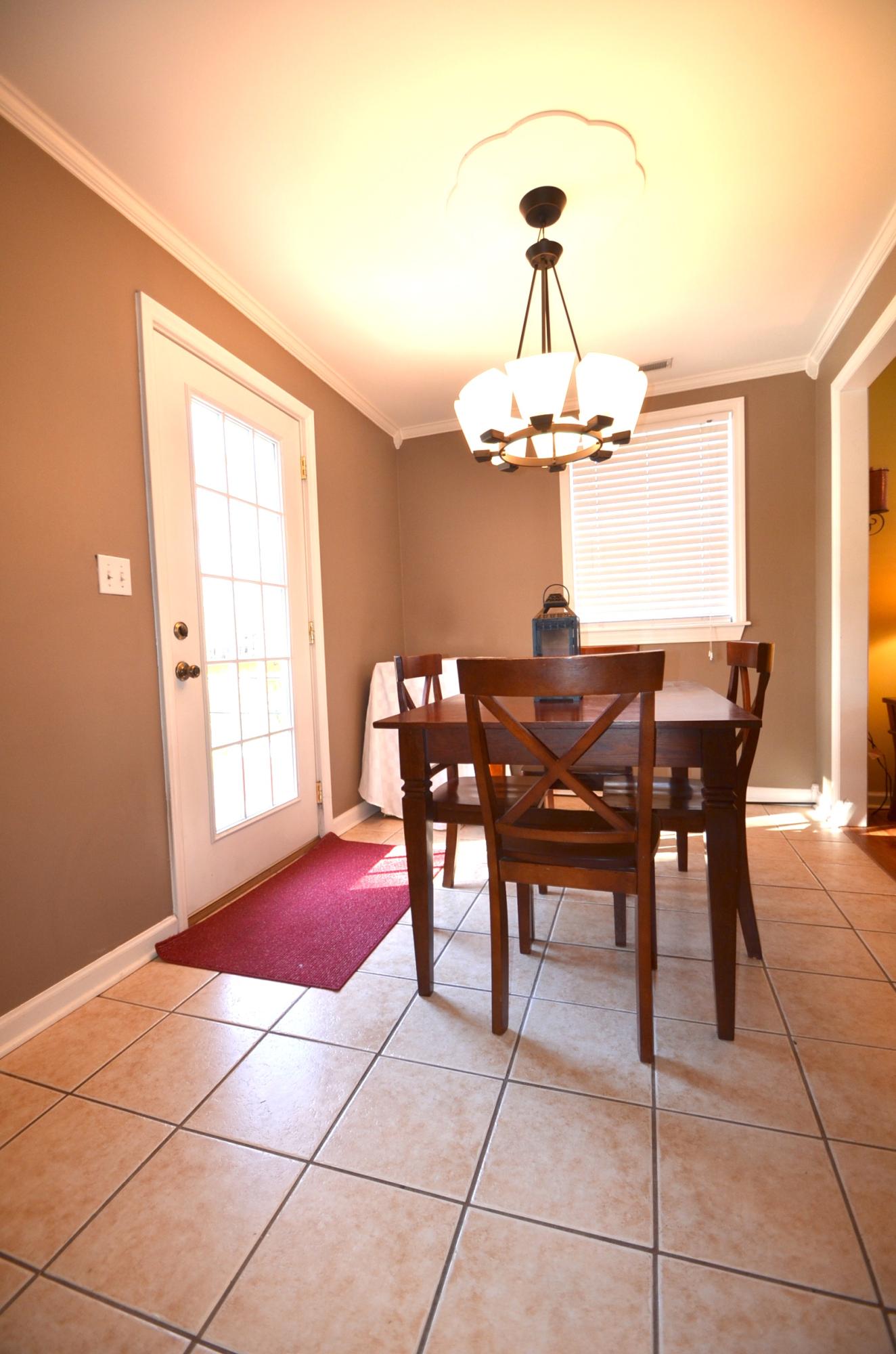 211 Warren Street Moncks Corner, SC 29461 - Photo 5 of 14 Dinning room