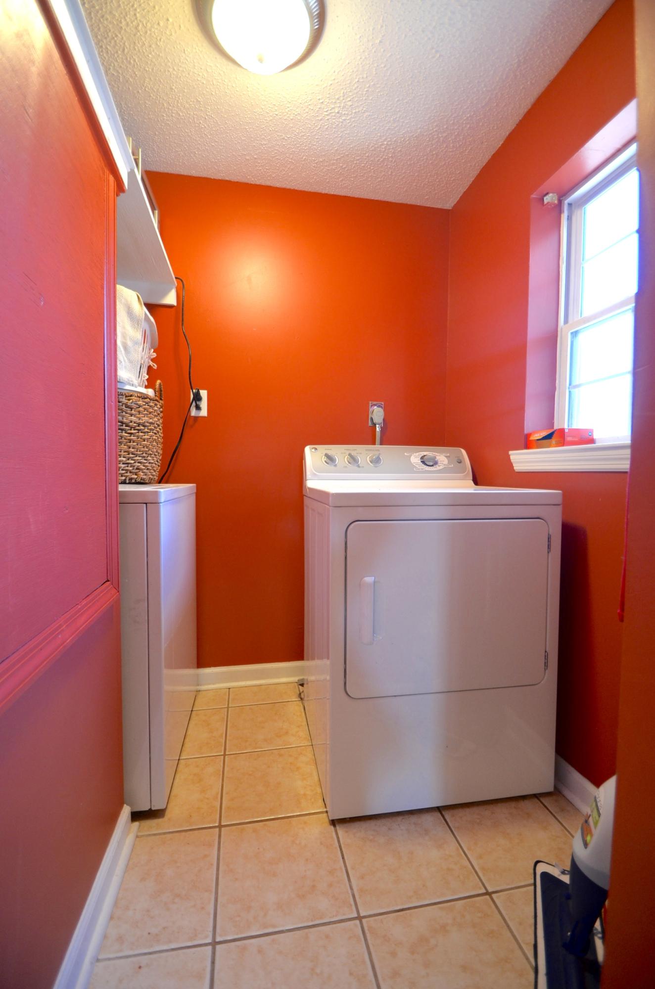 211 Warren Street Moncks Corner, SC 29461 - Photo 6 of 14 Laundry room