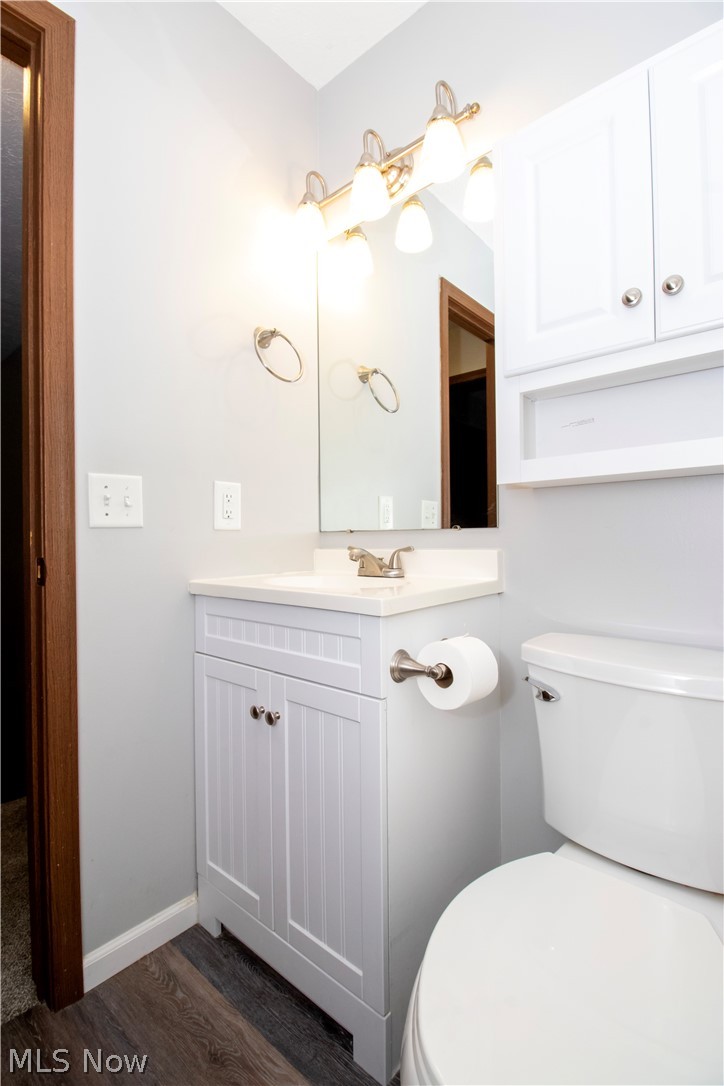 2500 Cleveland Road, Unit 206 Wooster, OH 44691 - Photo 7 of 12 Updated full bath.