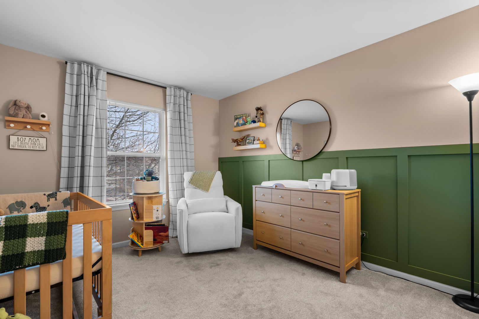 810 Oak Hollow Road Crystal Lake, IL 60014 - Photo 15 of 32