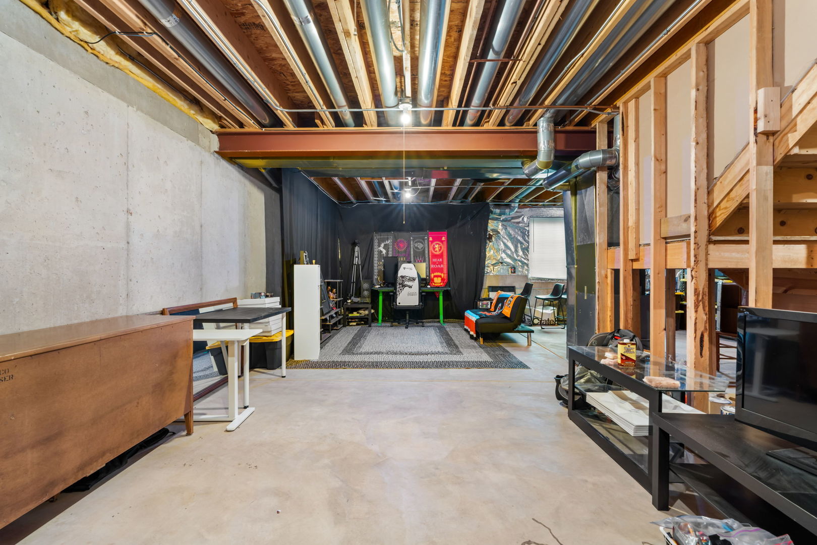 810 Oak Hollow Road Crystal Lake, IL 60014 - Photo 23 of 32