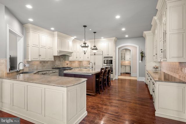 $2,499,999 | 271 Blackburn Drive, Berwyn, PA 19312