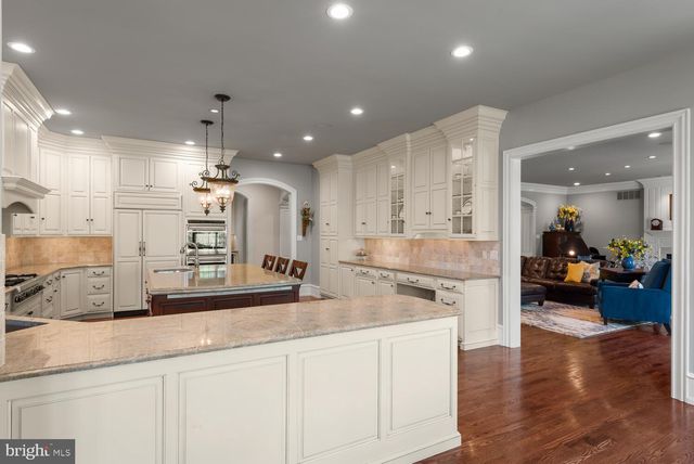 $2,499,999 | 271 Blackburn Drive, Berwyn, PA 19312