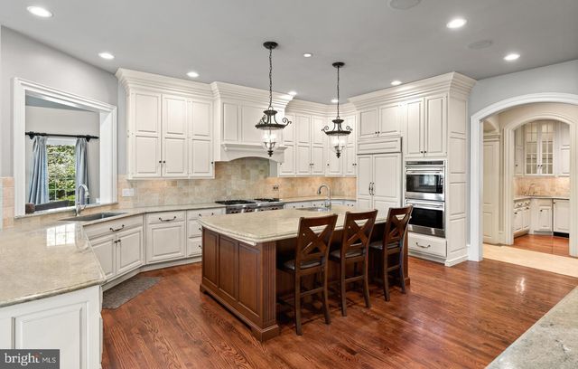 $2,499,999 | 271 Blackburn Drive, Berwyn, PA 19312