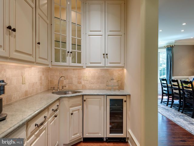 $2,499,999 | 271 Blackburn Drive, Berwyn, PA 19312