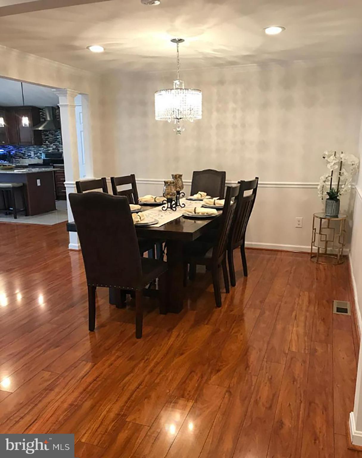 5049 Kenerson Drive Fairfax, VA 22032 - Photo 4 of 14 dining room