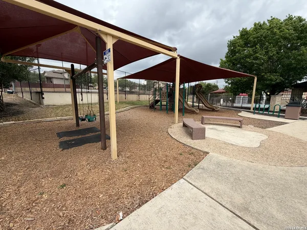 $250,000 | 7918 Halo Circle, San Antonio, TX 78252