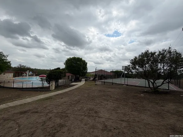 $250,000 | 7918 Halo Circle, San Antonio, TX 78252