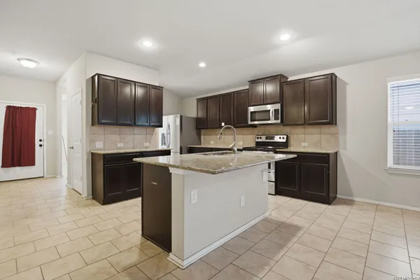 $250,000 | 7918 Halo Circle, San Antonio, TX 78252