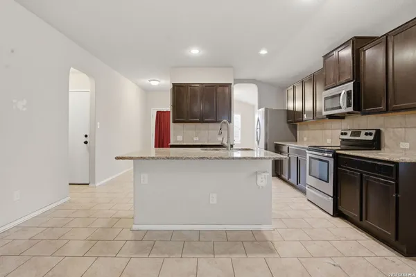 $250,000 | 7918 Halo Circle, San Antonio, TX 78252