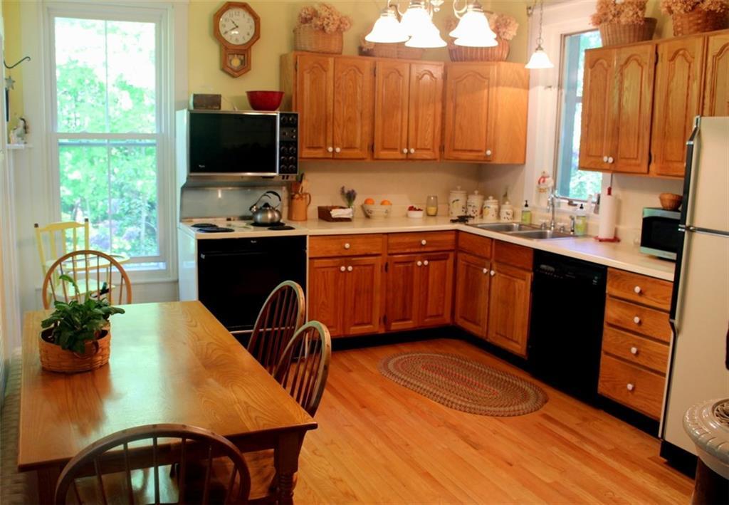 116 North Street Saco, ME 04072 - Photo 9 of 35 Bright Cheerful Modern Eat-in Kitchen