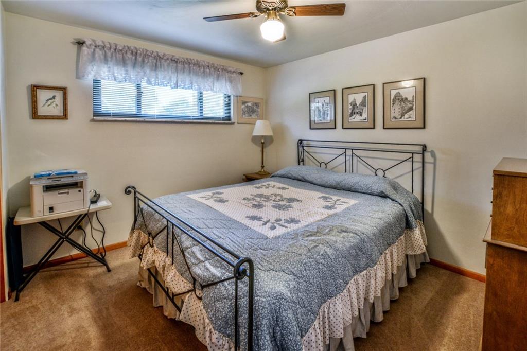 1289 Low Grade Road Harwick, PA 15049 - Photo 10 of 19 Newly cleaned carpets and tastefully decorated rooms throughout, this home is in ready-to-move-in condition and just waiting for a new owner!