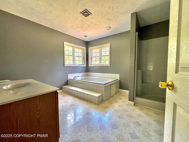 $399,900 | 436 Cranberry Creek Road, Cresco, PA 18326