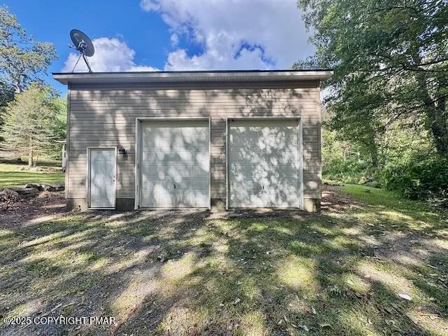 $399,900 | 436 Cranberry Creek Road, Cresco, PA 18326