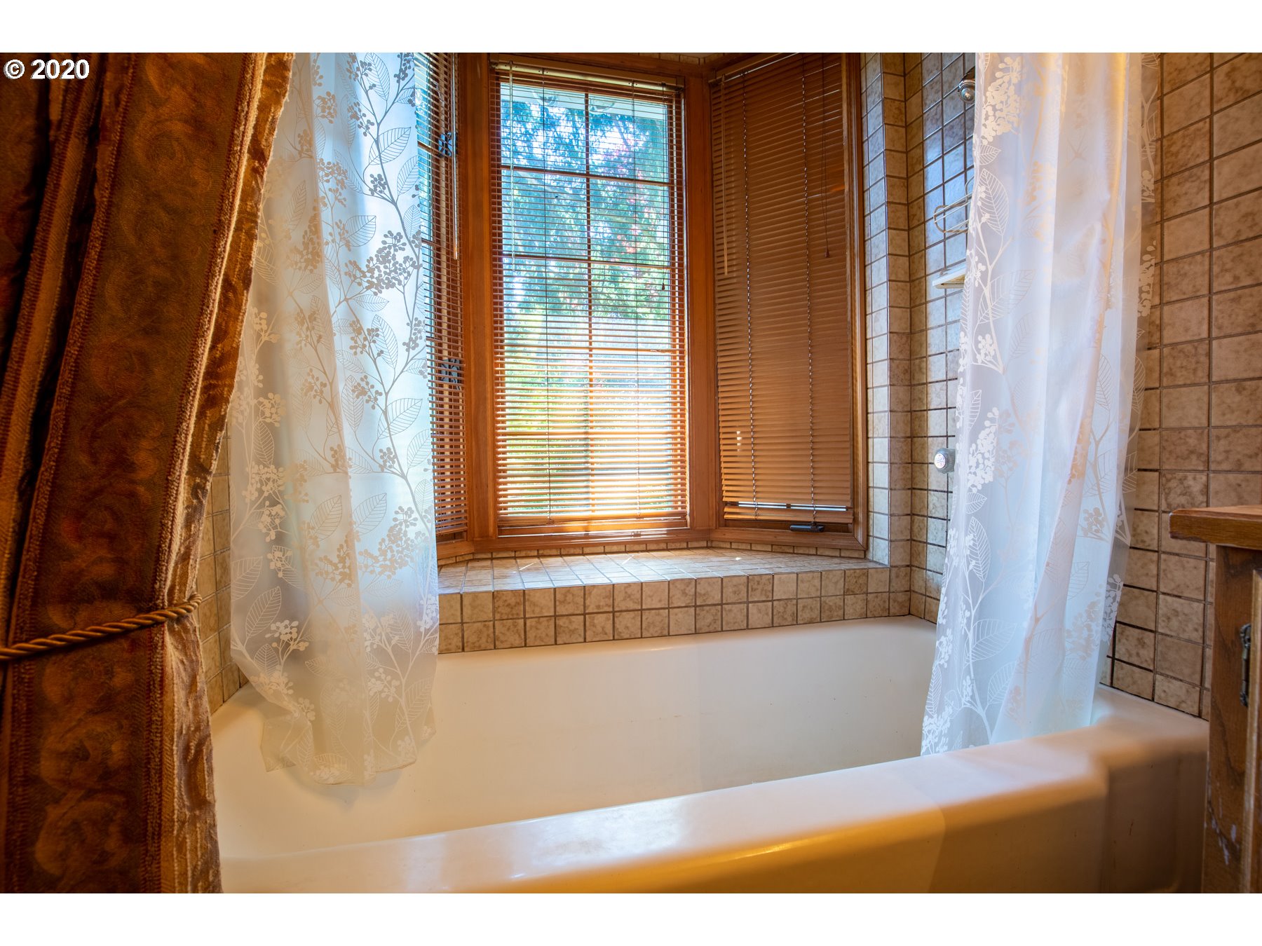 13420 Southeast Foster Road Portland, OR 97236 - Photo 16 of 30 Gallery Image 16