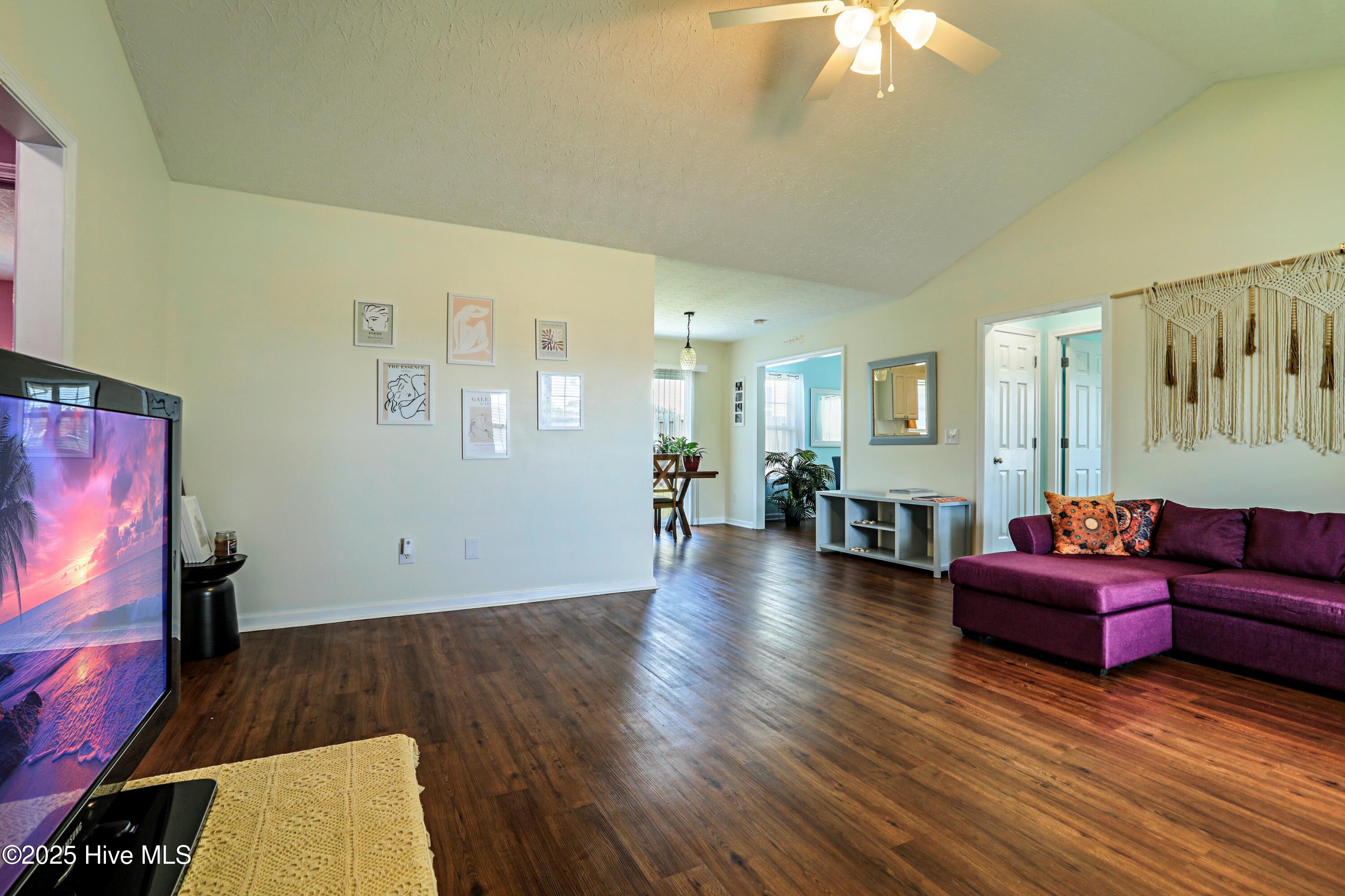 229 Red Carnation Drive Holly Ridge, NC 28445 - Photo 5 of 34 HP3V6A9328