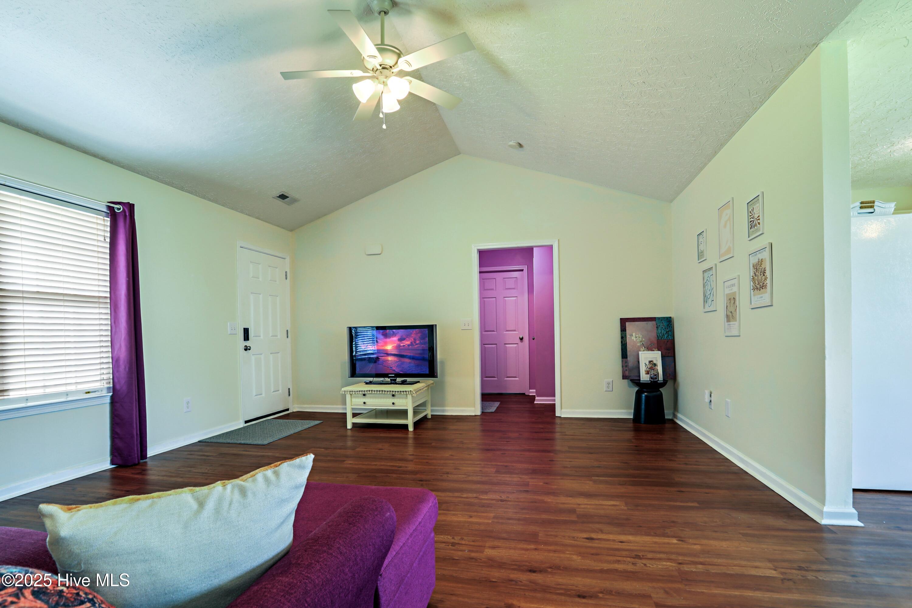 229 Red Carnation Drive Holly Ridge, NC 28445 - Photo 6 of 34 HP3V6A9427