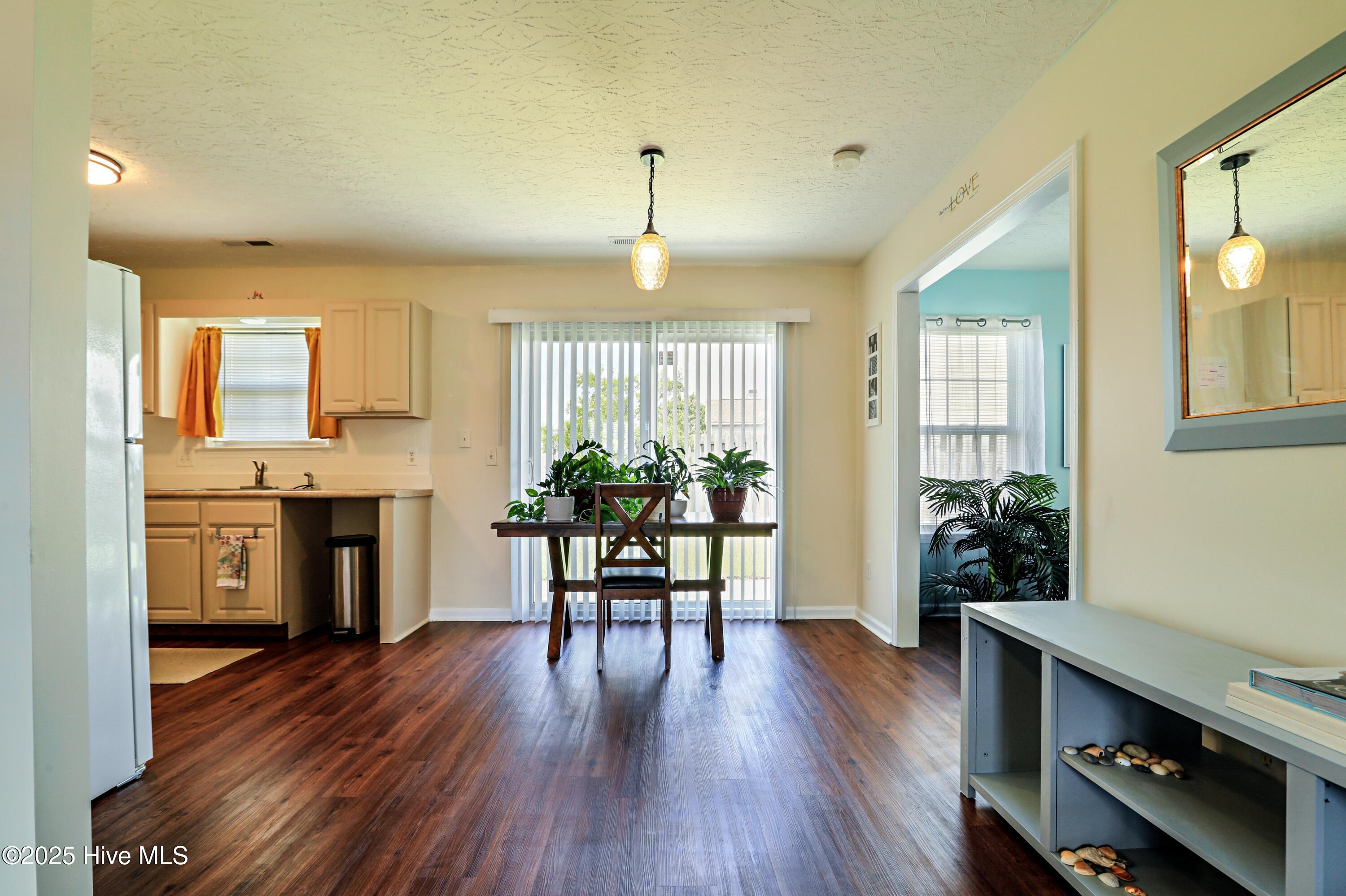 229 Red Carnation Drive Holly Ridge, NC 28445 - Photo 7 of 34 HP3V6A9361