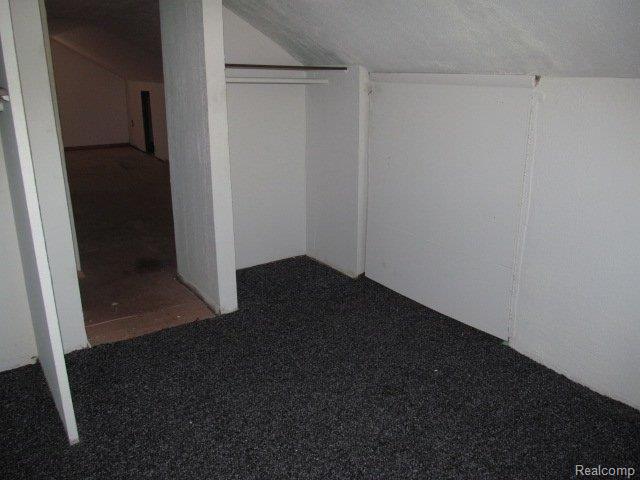 2803 Simpson Drive Rochester, MI 48309 - Photo 20 of 25 264-015197 - Bedroom 3 (1).JPG