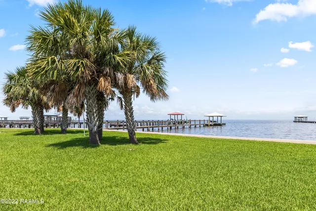 $599,000 | 119 Vermilion Bay Lane, Franklin, LA 70538