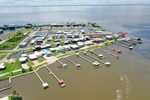 $599,000 | 119 Vermilion Bay Lane, Franklin, LA 70538