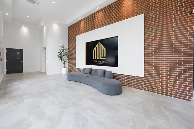 $2,600 | 8404 4th Avenue, Unit 201, North Bergen, NJ 07047