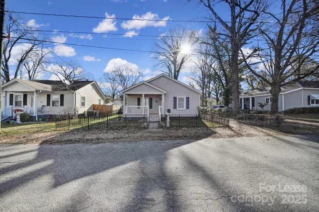 $1,655 | 910 Gibbons Street, Gastonia, NC 28052