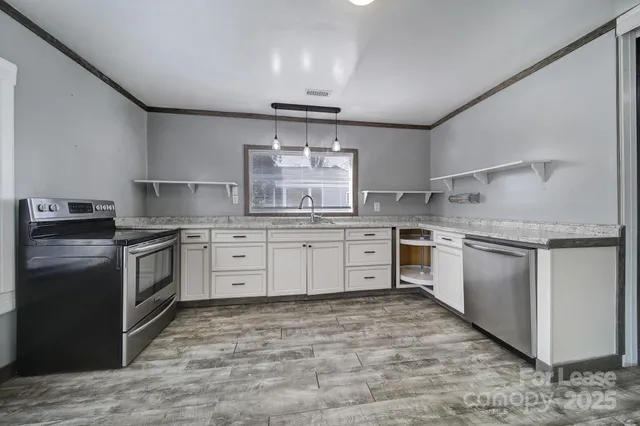 $1,655 | 910 Gibbons Street, Gastonia, NC 28052