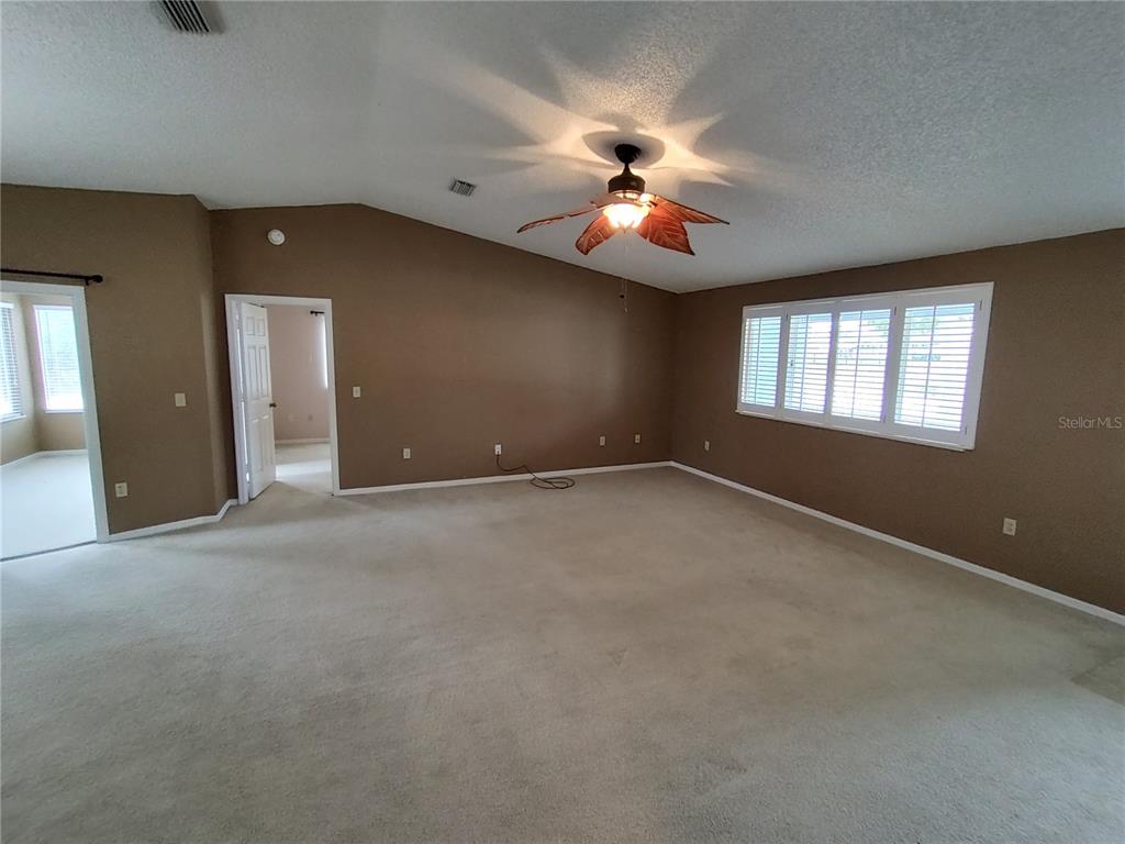 8792 Southwest 116th Place Road Ocala, FL 34481 - Photo 7 of 36 Gallery Image 7