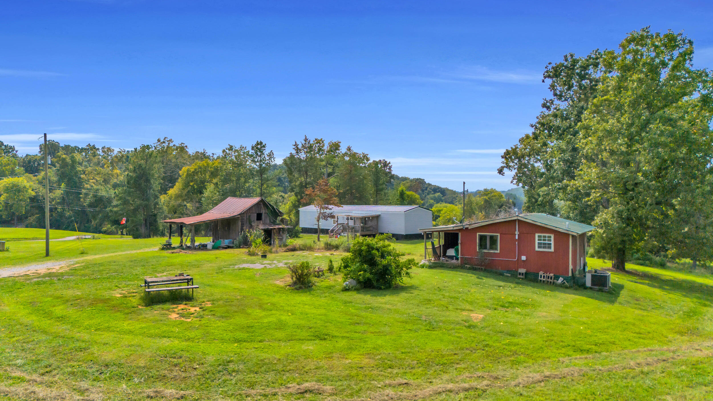 2697 Double S Road Dayton, TN 37321 - Photo 2 of 32 2697 double s rd-2