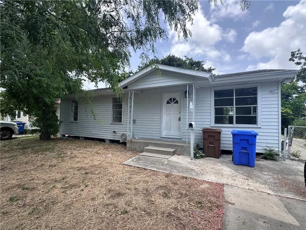 $1,450 | 4533 Bluebelle Lane, Corpus Christi, TX 78416