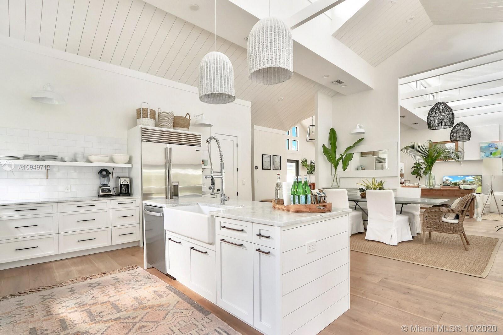 6115 Wood Creek Road Jupiter, FL 33458 - Photo 6 of 49 Kitchen