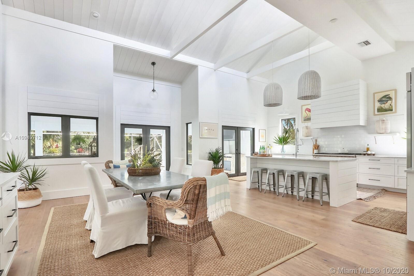 6115 Wood Creek Road Jupiter, FL 33458 - Photo 8 of 49 Gallery Image 8