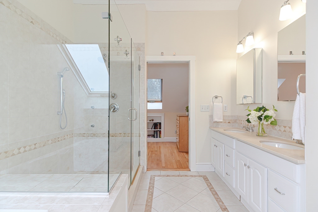 34 Ricker Road, Unit 2 Newton, MA 02458 - Photo 29 of 42 Gallery Image 29