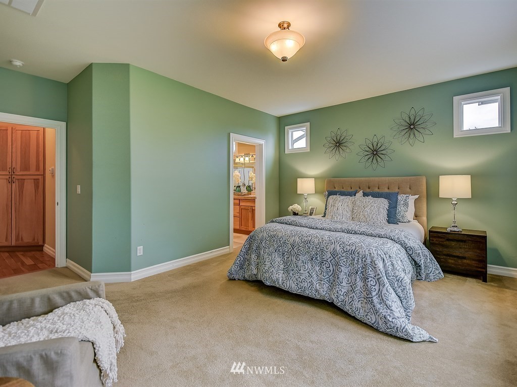 24004 Northeast Adair Road Redmond, WA 98053 - Photo 14 of 25