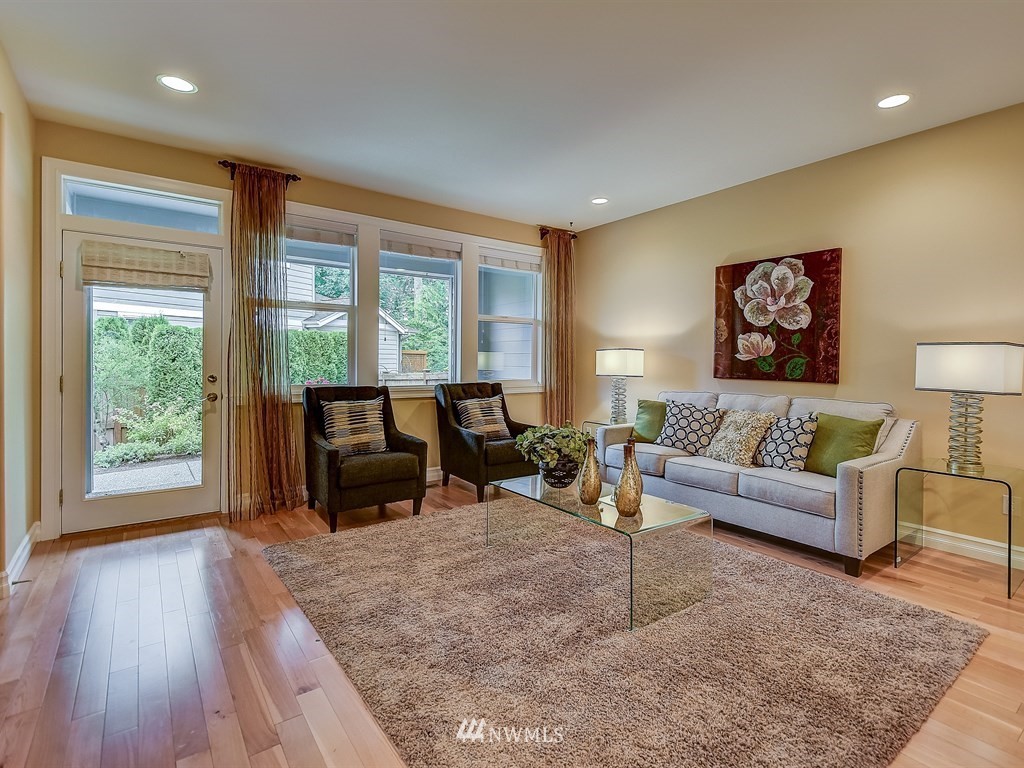 24004 Northeast Adair Road Redmond, WA 98053 - Photo 7 of 25