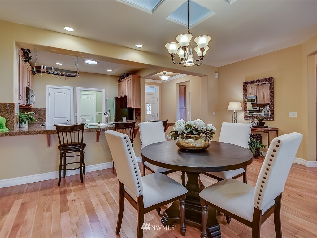 24004 Northeast Adair Road Redmond, WA 98053 - Photo 10 of 25