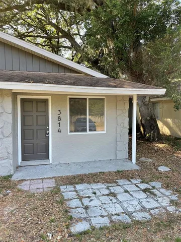 $1,995 | 3814 Valley Tree Drive, Tampa, FL 33610