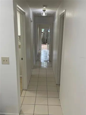 $1,995 | 3814 Valley Tree Drive, Tampa, FL 33610