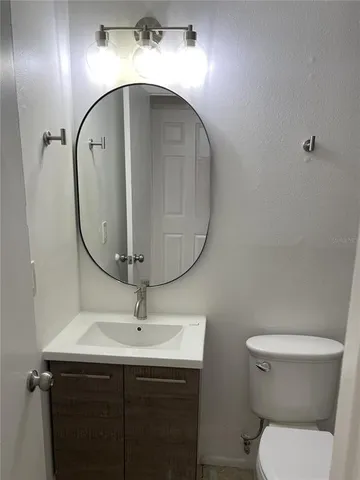 $1,995 | 3814 Valley Tree Drive, Tampa, FL 33610