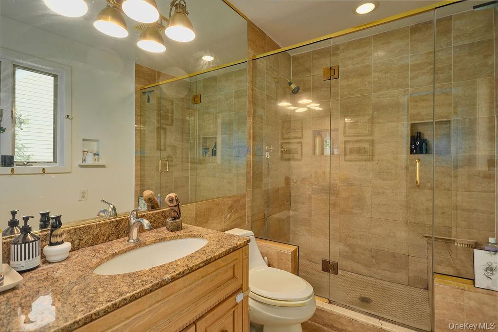 45 Linwood Road New Rochelle, NY 10804 - Photo 16 of 25