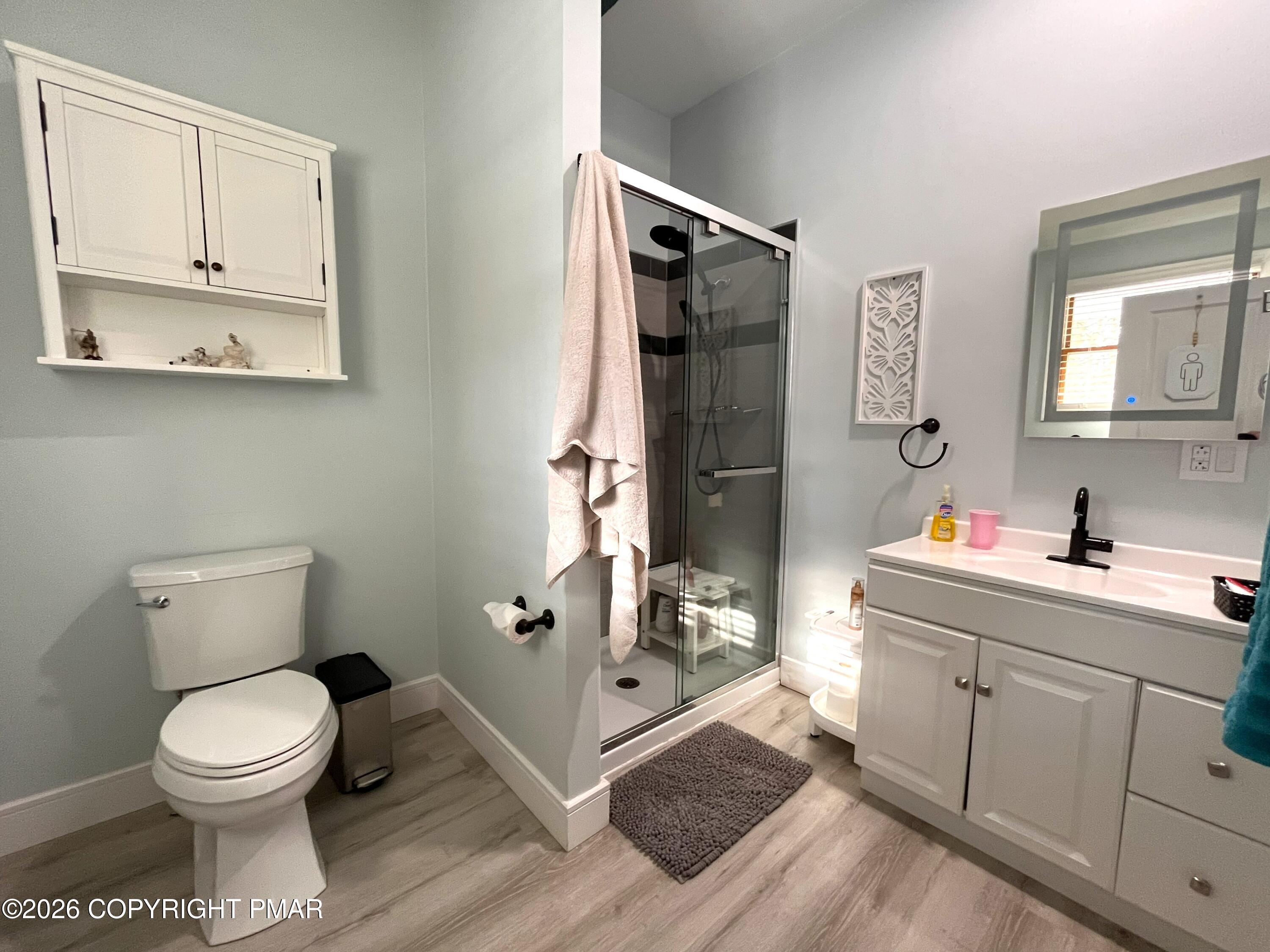 29 Hopi Road Jim Thorpe, PA 18229 - Photo 24 of 44 a bathroom with a toilet sink and shower