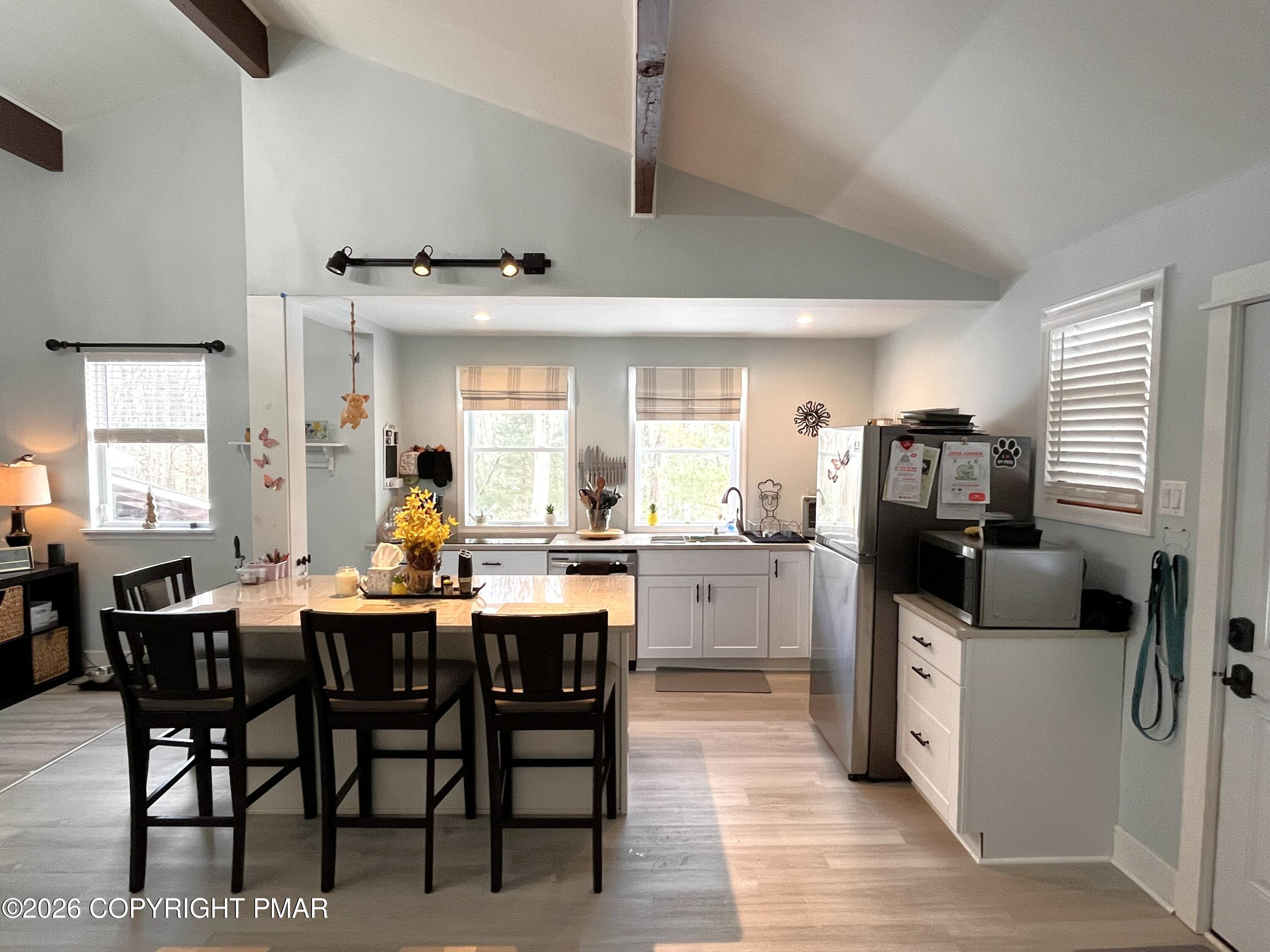 29 Hopi Road Jim Thorpe, PA 18229 - Photo 5 of 44