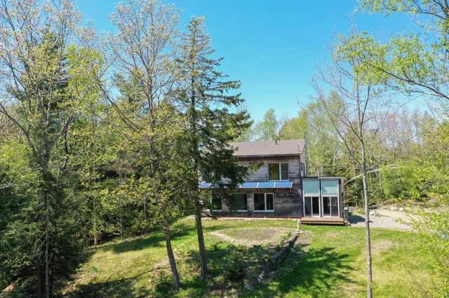 $479,000 | 1300 Belfast Road, Knox, ME 04986