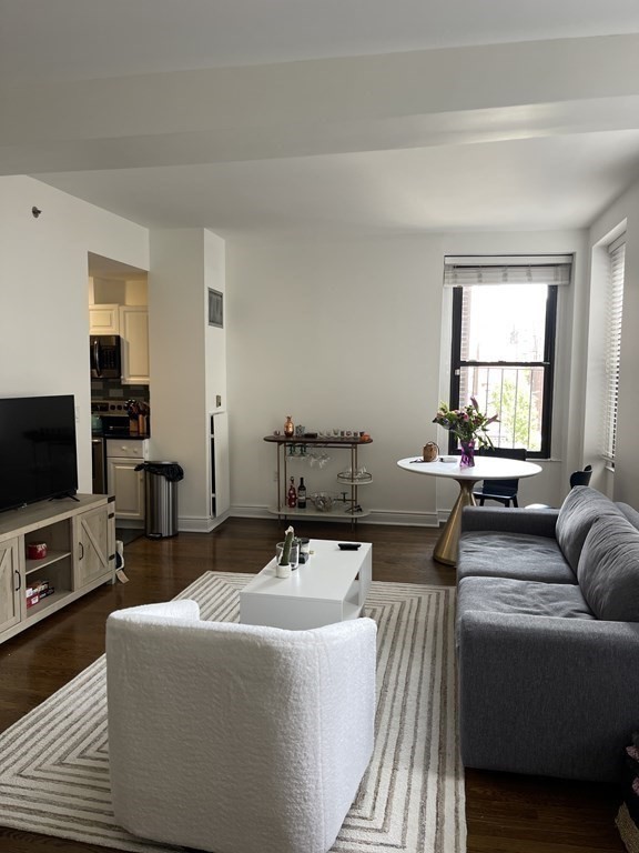 4 Charlesgate East, Unit 301 Boston, MA 02215 - Photo 5 of 16