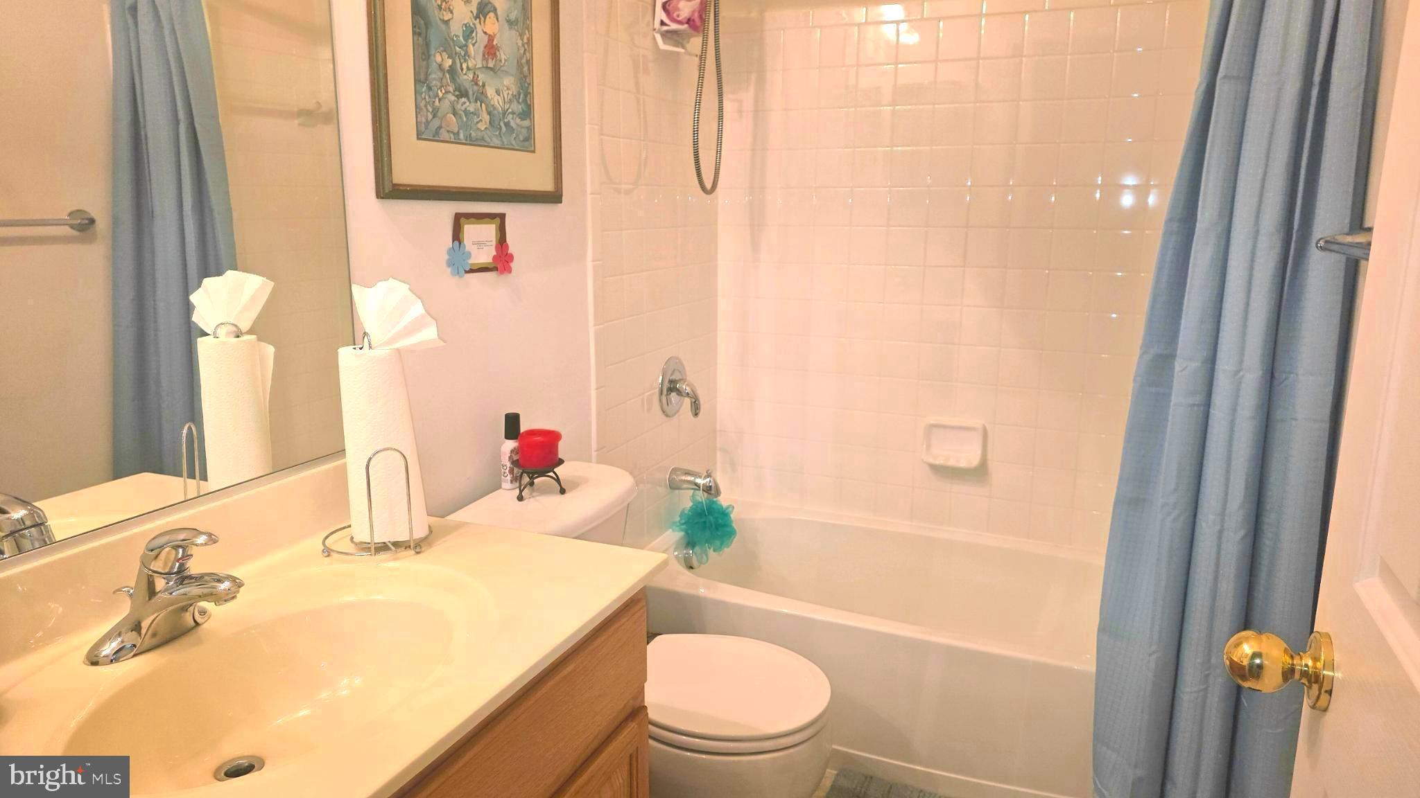 638 Hunters Road Culpeper, VA 22701 - Photo 26 of 46 Full Bathroom 2